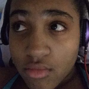 Meet your Posher, Sierra