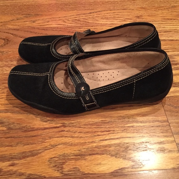 Women's black Naturalizer's