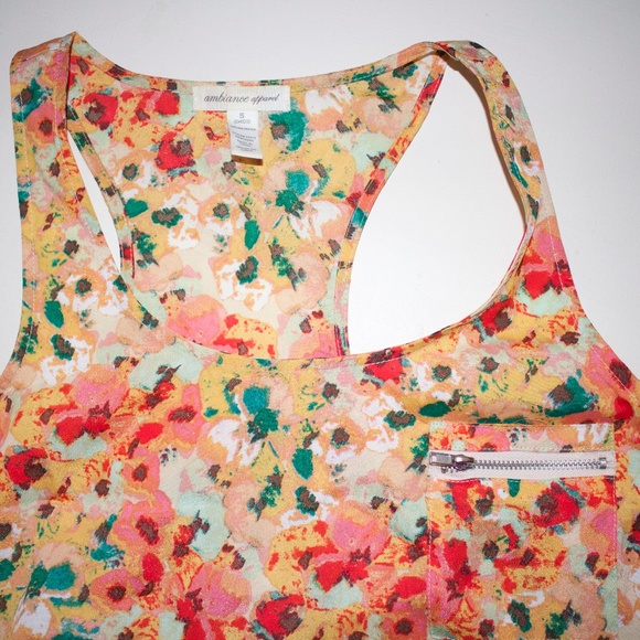 Ambiance Tops - *FREE* Floral top!🌺