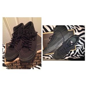 Size 9 all black vans