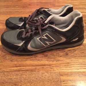 Men's black and gray New Balance