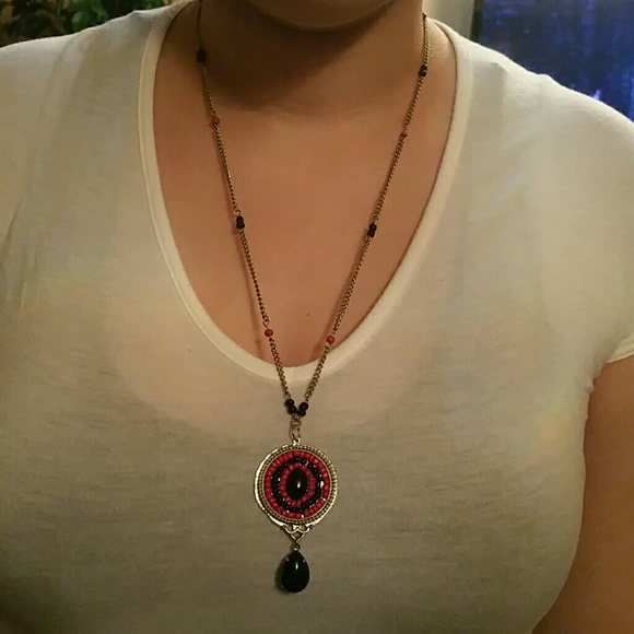 Multicolored necklace