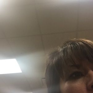 Meet your Posher, Denise