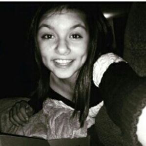 Meet your Posher, Leeann