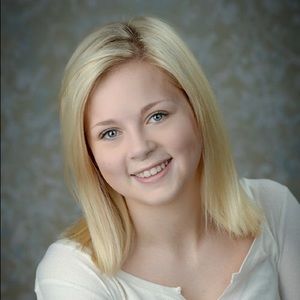 Meet your Posher, Brianna