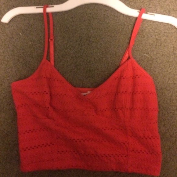 A crop top bra kid of thing