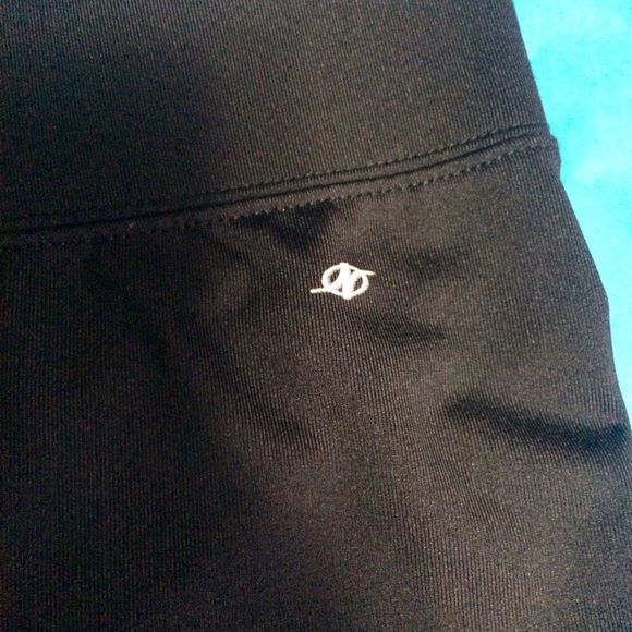 NORDIC TRACK running short - Picture 3 of 4