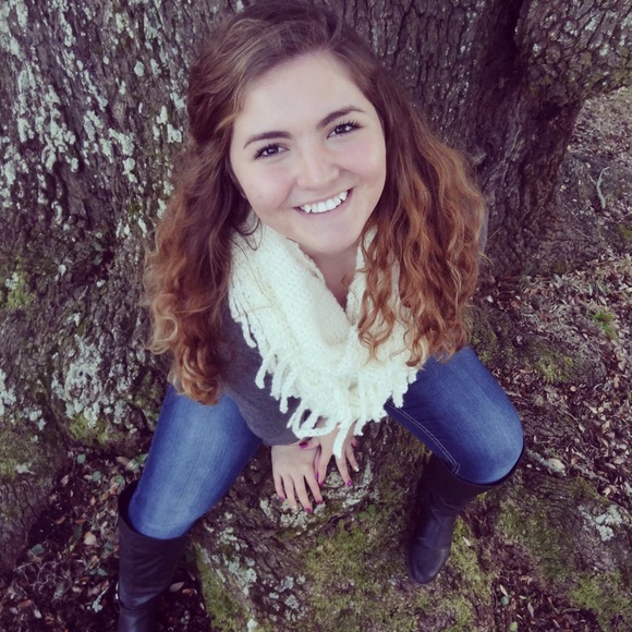 Meet your Posher, Chelsie