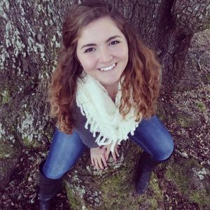 Meet your Posher, Chelsie