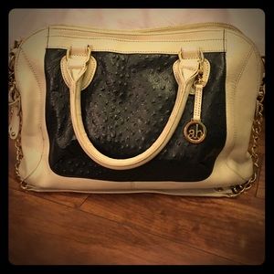 Beautiful 3 pocket Audrey Brooke Satchel