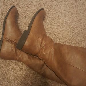 Meet your Posher, Candyse