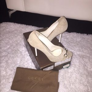 Gucci shoes size 10 $150 only word one Time