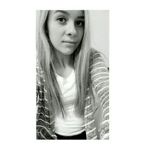 Meet your Posher, Hailey