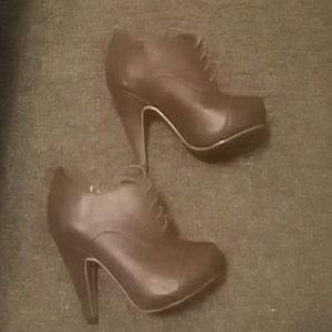 Bown wedges