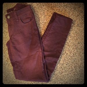 American Eagle Maroon Jegging