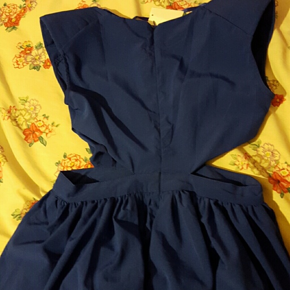 Cute Charlotte Russe dress - Picture 2 of 3