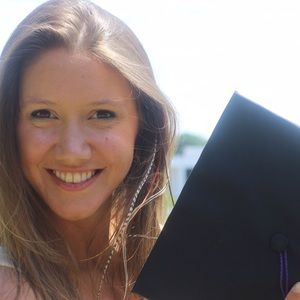 Meet your Posher, Stella