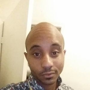 Meet your Posher, Aaron