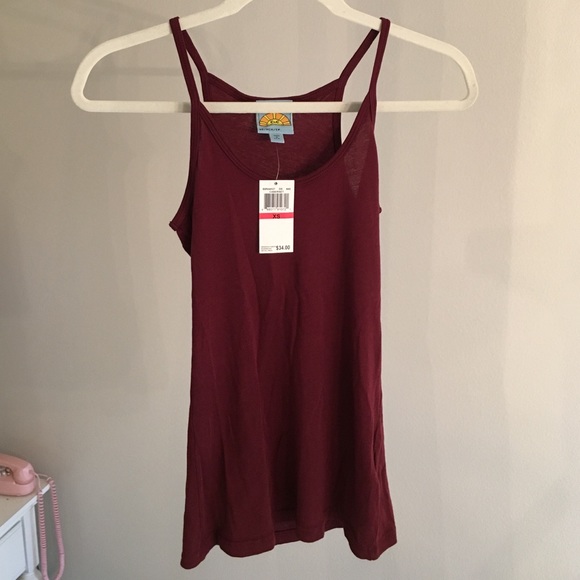 NWT C&C California deep red tank top