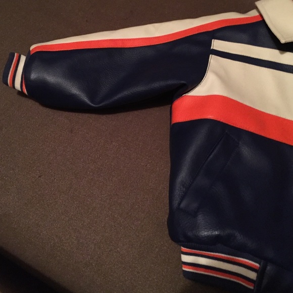 Chicago Bears jacket - Picture 2 of 4