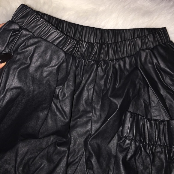 Leather joggers - Picture 3 of 3