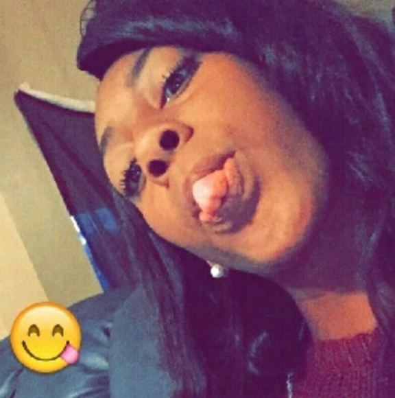 Meet your Posher, Yura