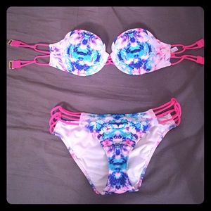 Victoria's Secret bikini