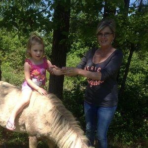 Meet your Posher, Ellen