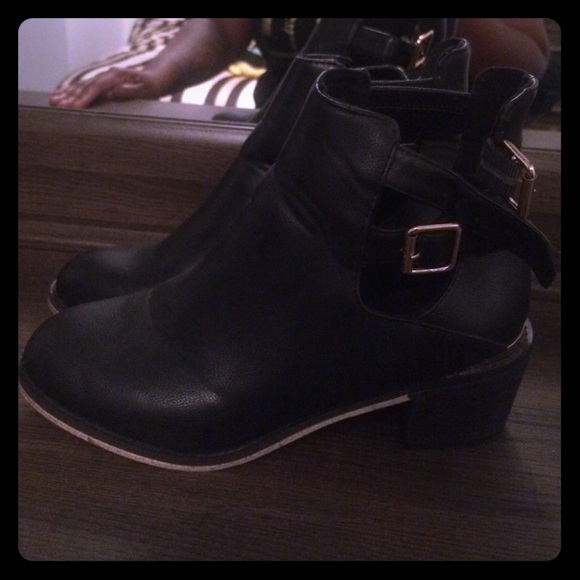 Ecoté boots