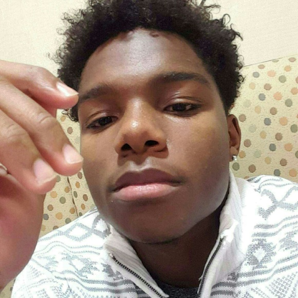 Meet your Posher, Derrick - Picture 1 of 1