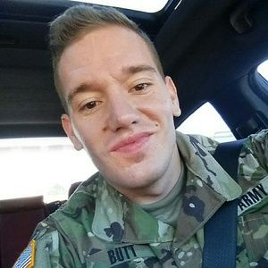 Meet your Posher, Justin