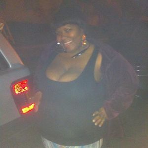 Meet your Posher, Crystal