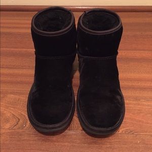 UGG Black Velvet Short Boots in size 5