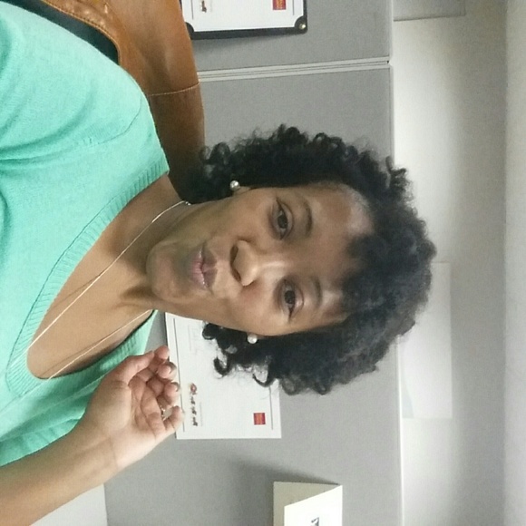 Meet your Posher, Crystal - Picture 1 of 1