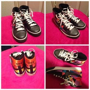 Size 9 rare Nike Blazers