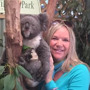 Meet your Posher, Yolaine