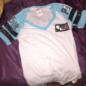 Victoria Secret Pink (V-neck)