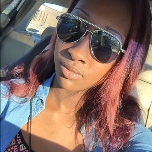 Meet your Posher, Rasheena