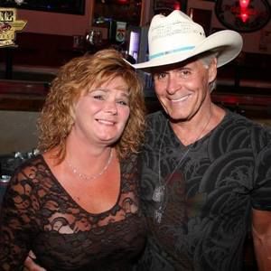 Meet your Posher, Larry