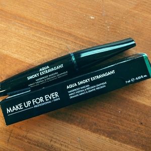 Make Up For Ever Smokey Extravagant Mascara