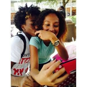 Meet your Posher, Terris