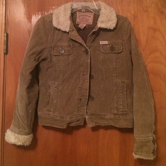 Aeropostale fully lined corduroy furry jacket
