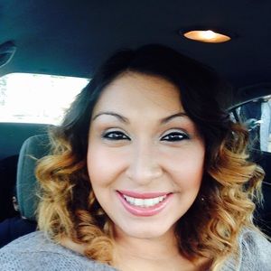 Meet your Posher, Nidia