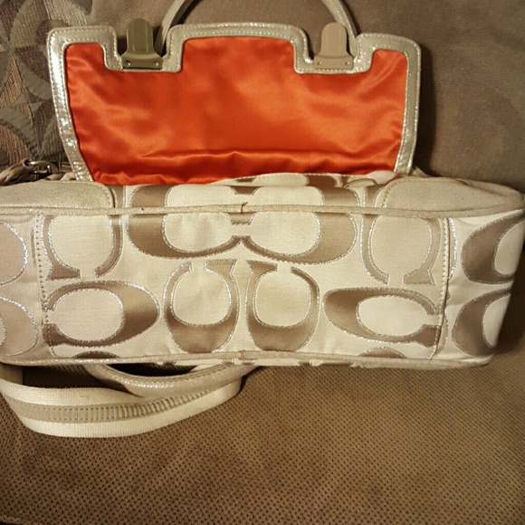 SOLD Coach Op Art - Picture 3 of 4