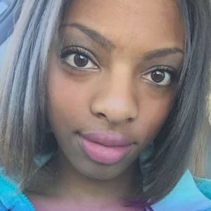 Meet your Posher, Destiny