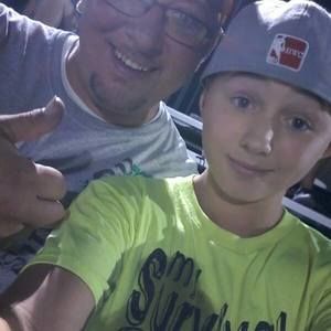 Meet your Posher, Elijah