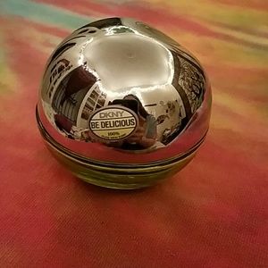 DKNY Be Delicious Perfume