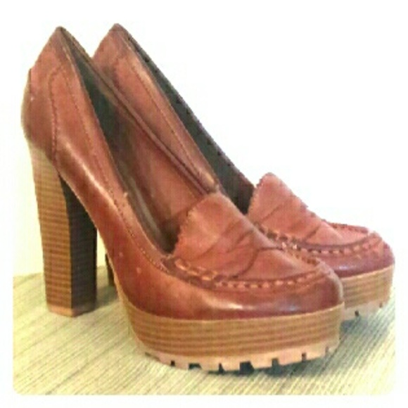 MIA Platform Loafers. EUC.