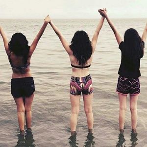 Meet your Posher, Evelyn