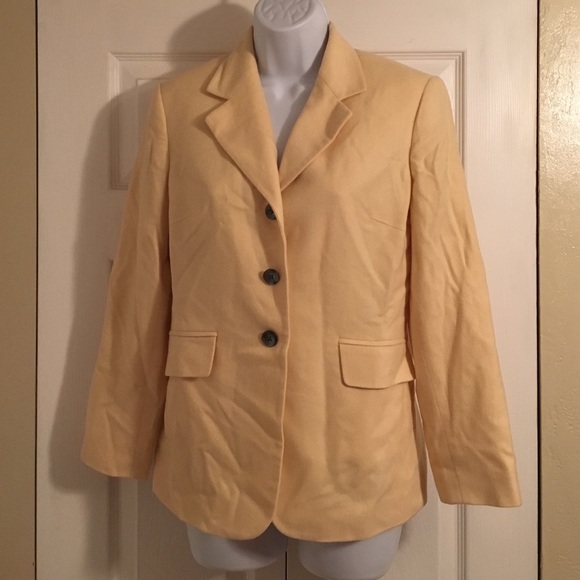 Yellow cashmere suit coat